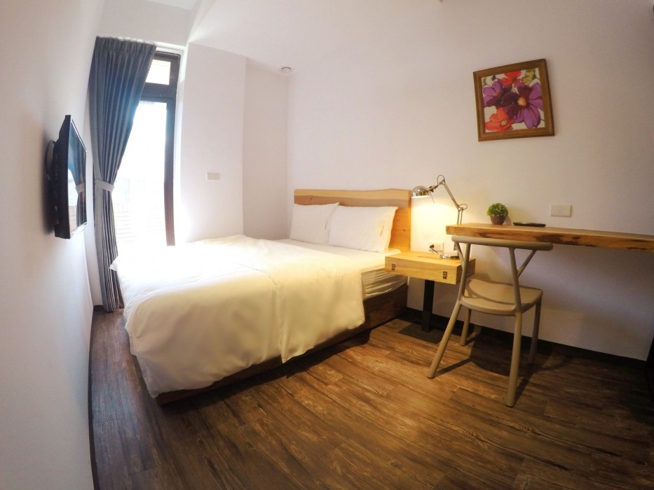 Lutel Hotel 65/100