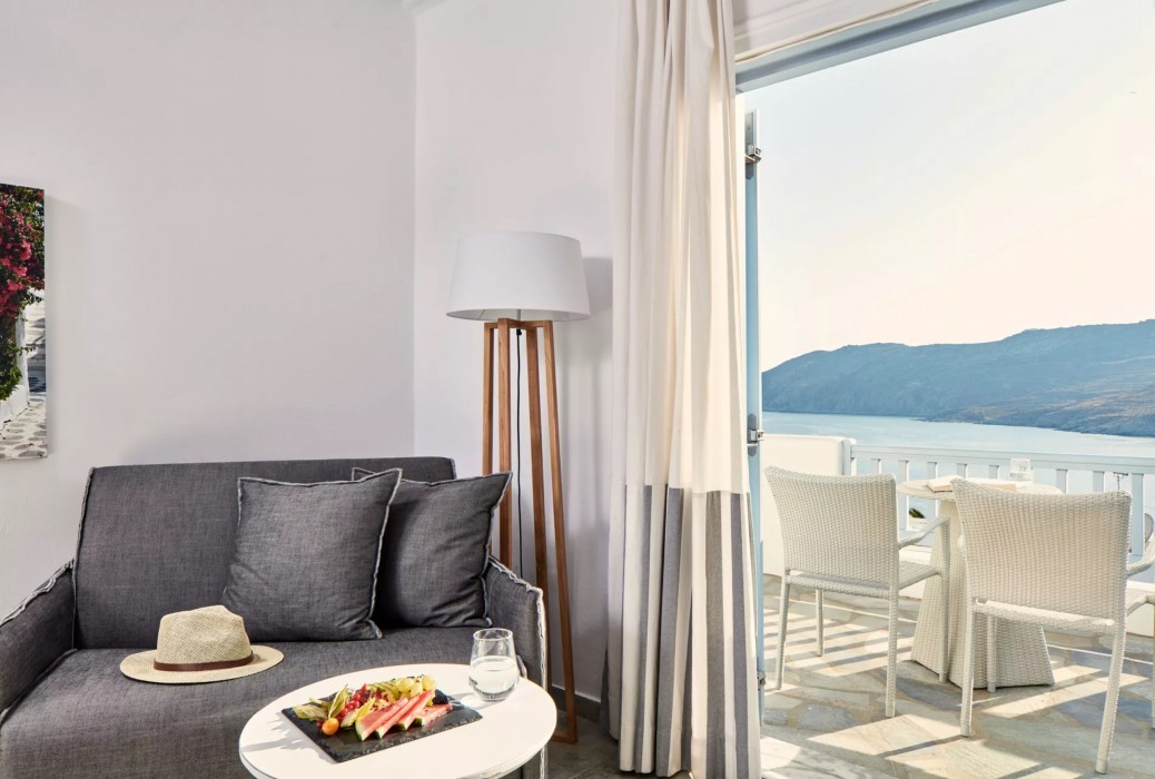 Archipelagos Hotel 12/43