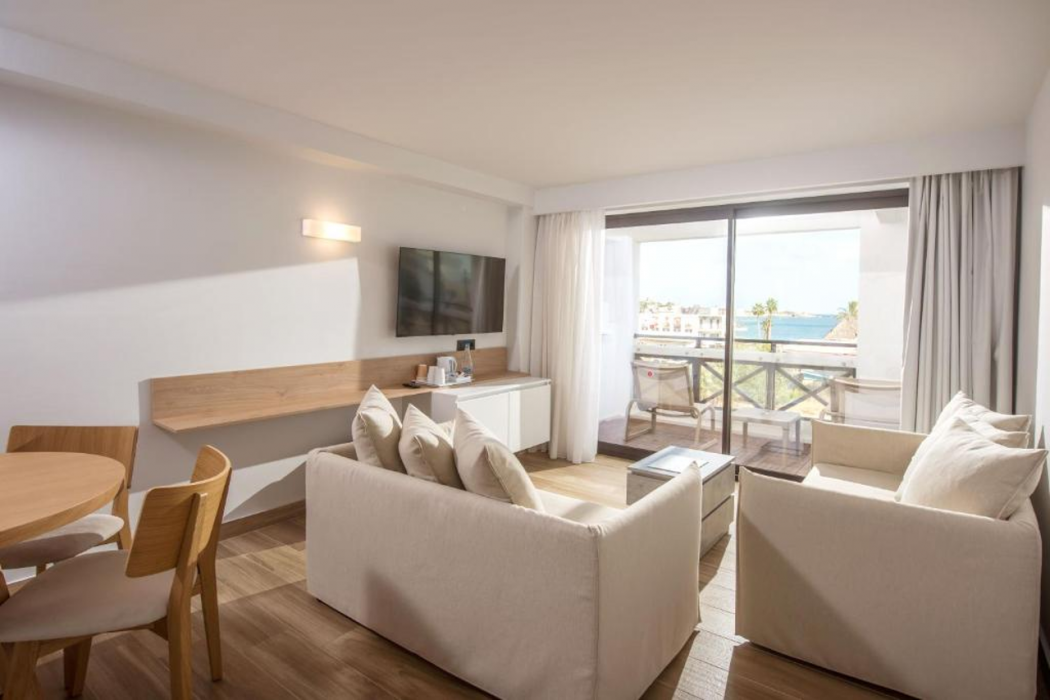 Hersonissos Palace 24/70