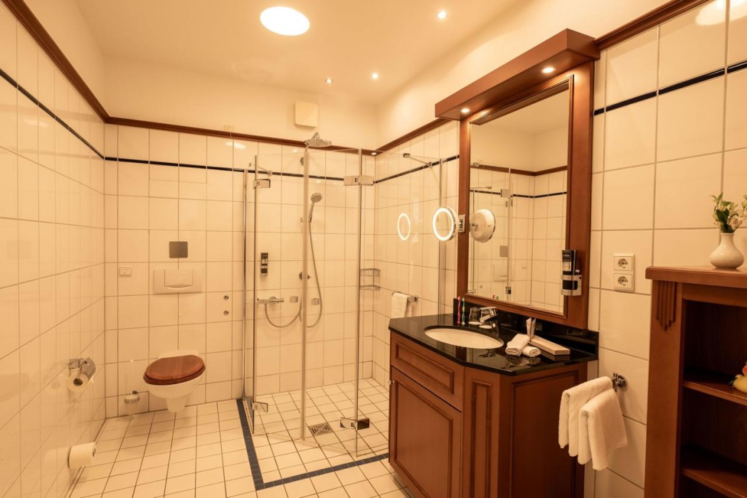 Louisas Place Hotel 40/108