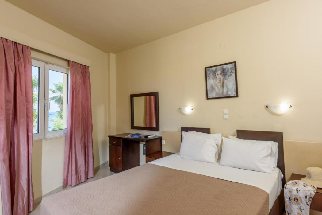 Theo Hotel 18/63