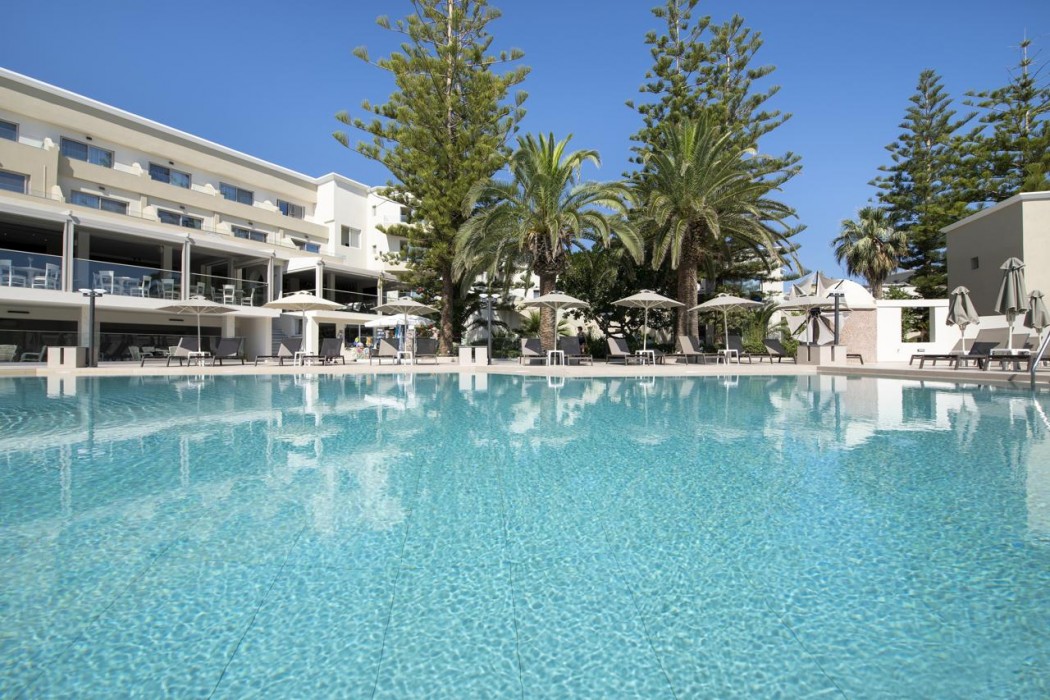 Vantaris Luxury Beach Resort 24/42