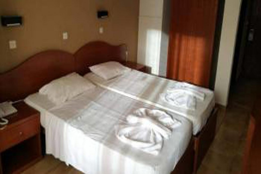 Golden Days Hotel 12/50