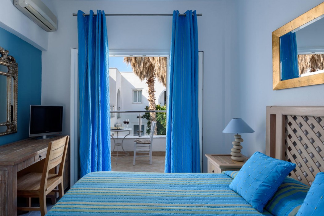 Alesahne Beach Hotel 17/74