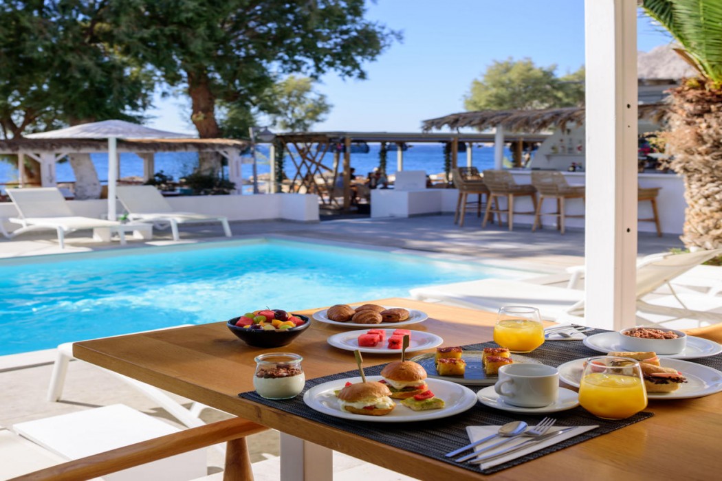 Alesahne Beach Hotel 38/74