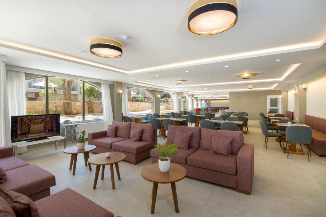 Kalyves Beach Hotel 31/69