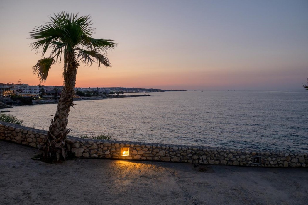 Eri Beach and Village 62/139