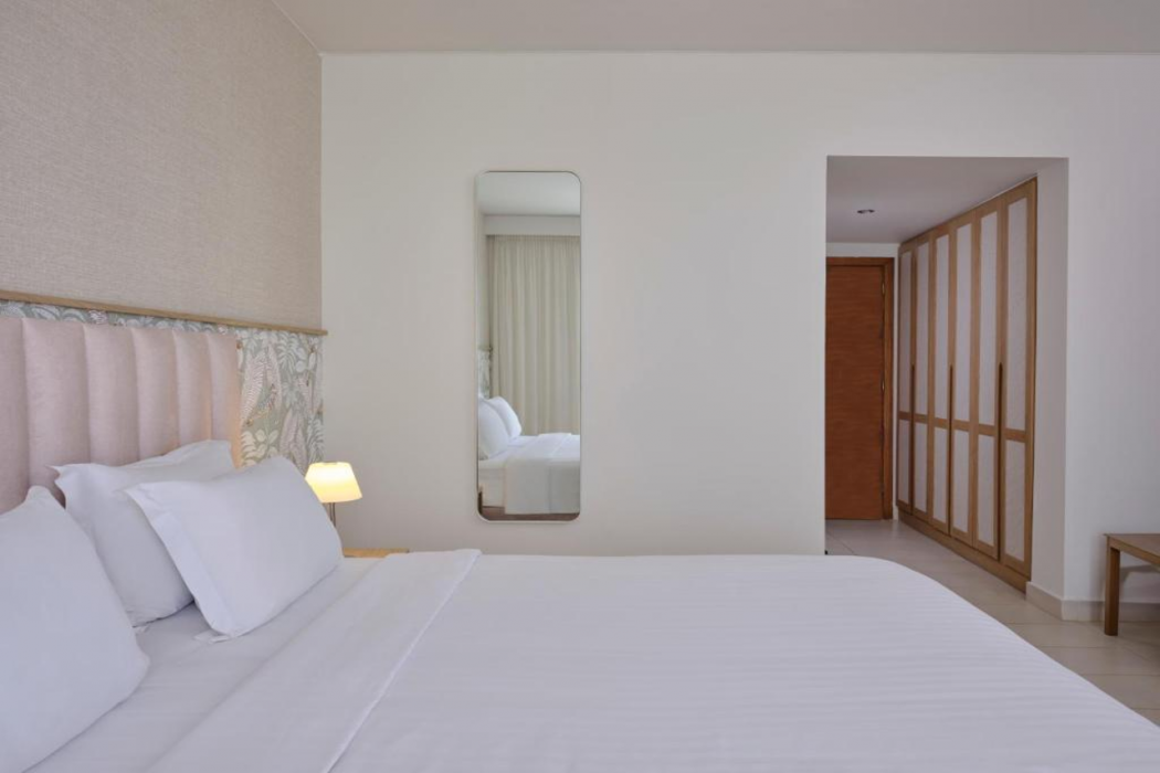 Atlantica Eleon Grand Resort 34/71