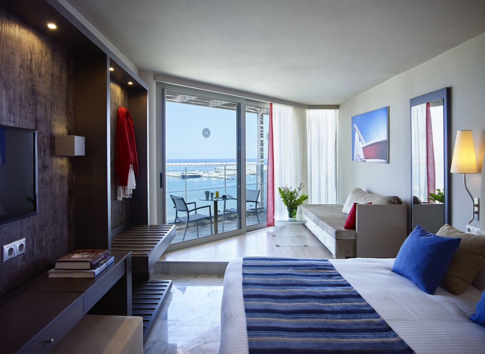 Kyma Suites Beach Hotel 58/114