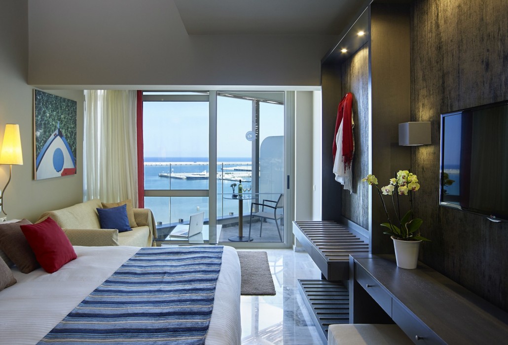 Kyma Suites Beach Hotel 55/114