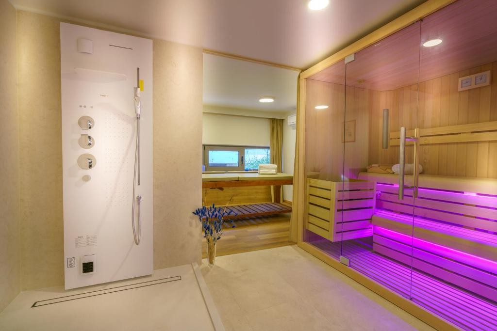 Kyma Suites Beach Hotel 23/114