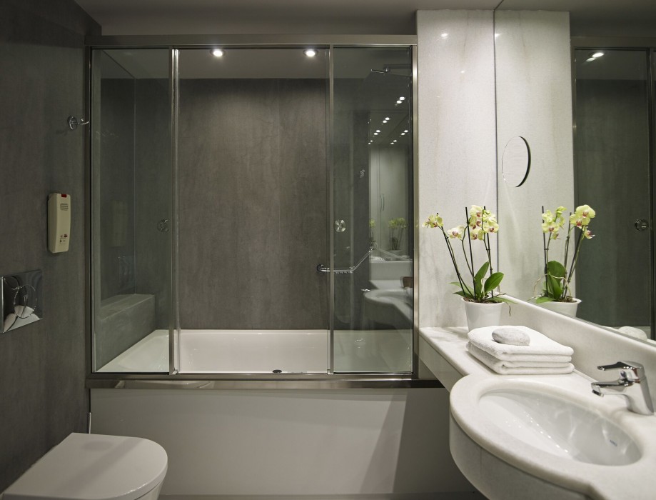 Kyma Suites Beach Hotel 68/114