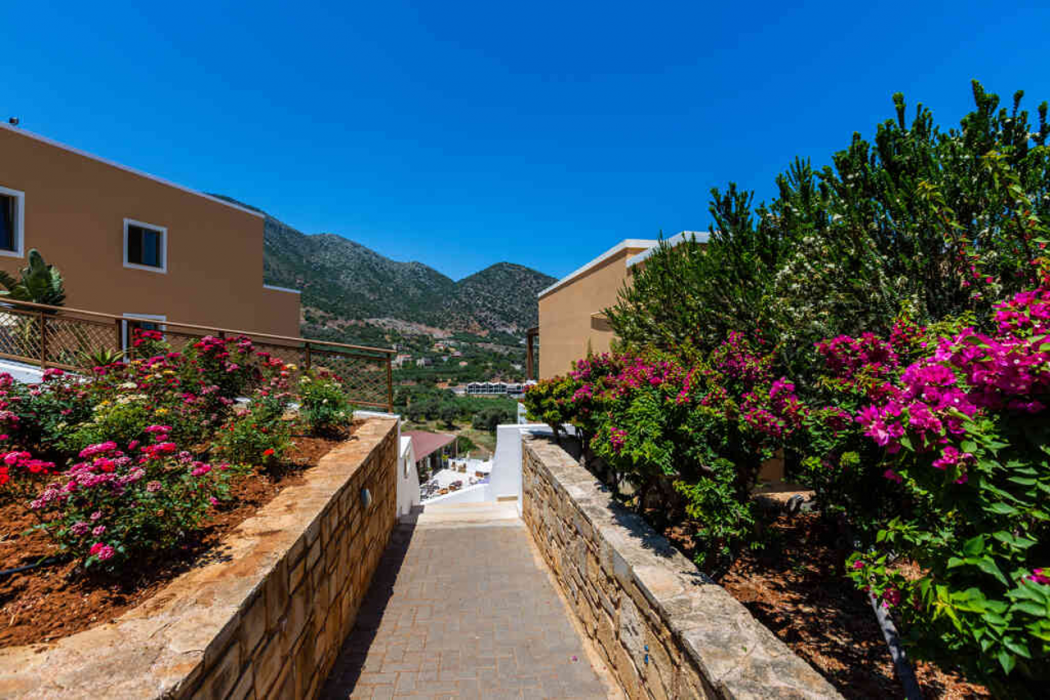 Filion Suites Resort And Spa 8/64