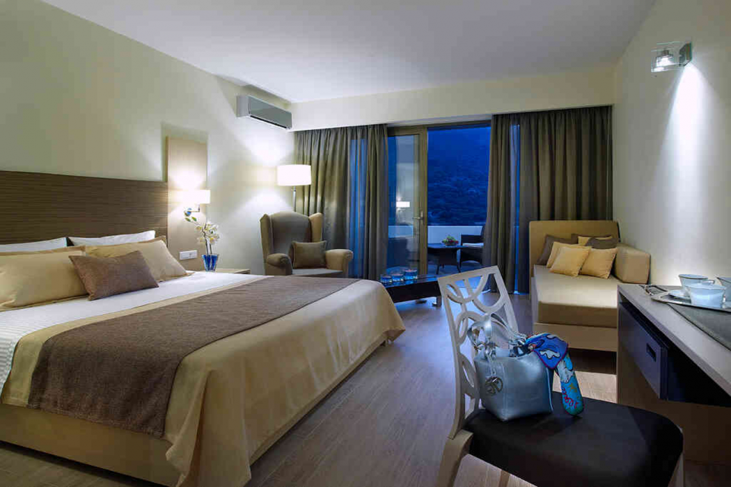 Filion Suites Resort And Spa 16/64