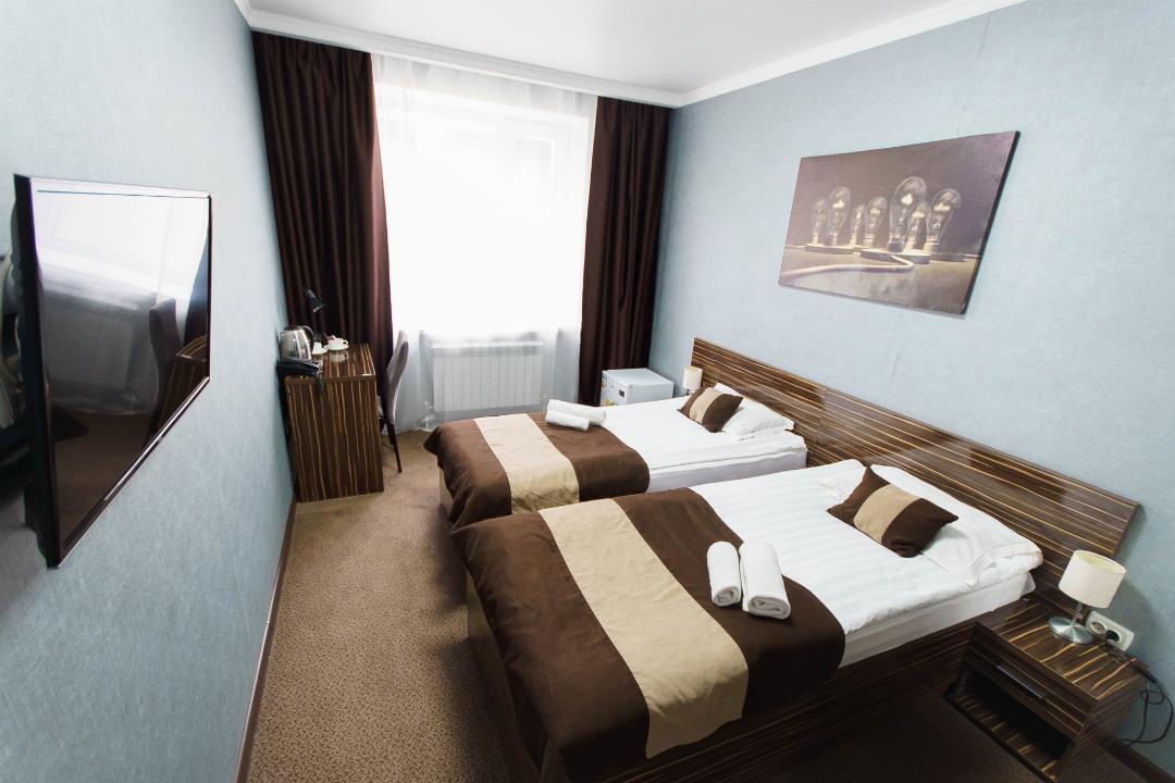 غرفة قياسية بسريرين منفصلين، Premier Inn 3/8