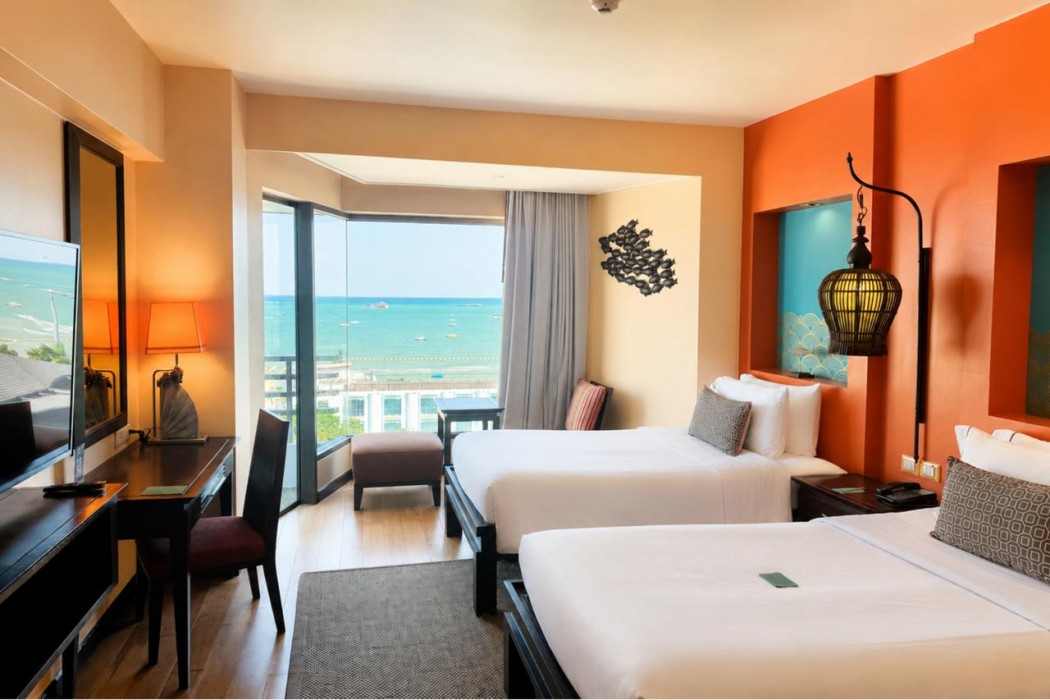The Bayview Hotel Pattaya 21/99