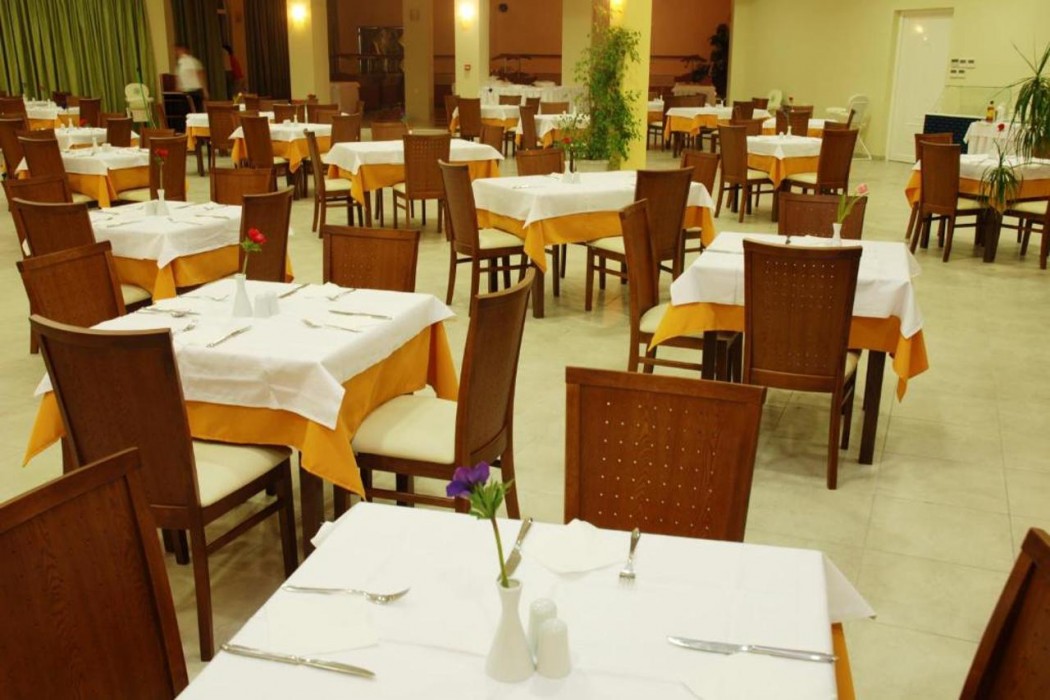 Majestic Spa Hotel 37/57