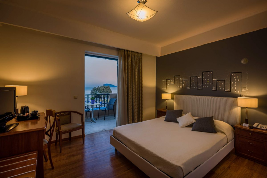 Mediterranean Beach Resort 11/65