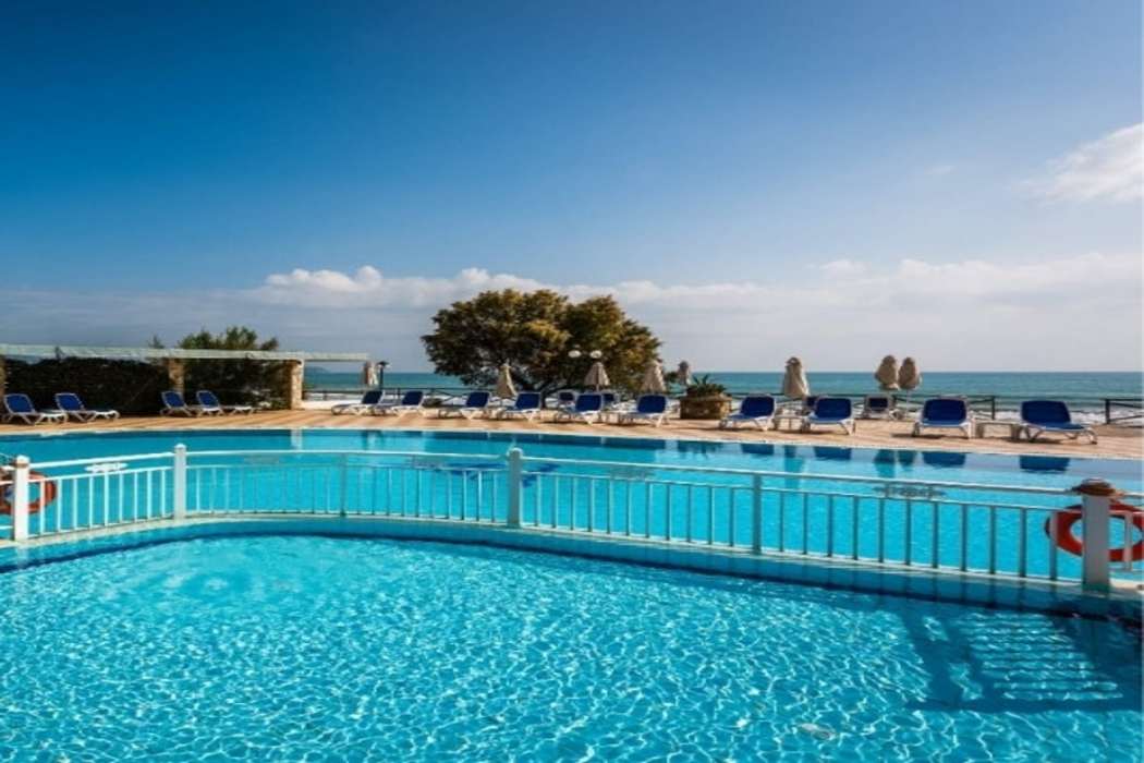 Mediterranean Beach Resort 36/65