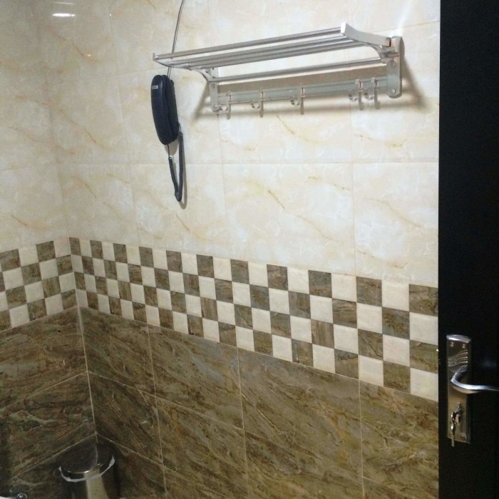 Zagy Hotel 79/84