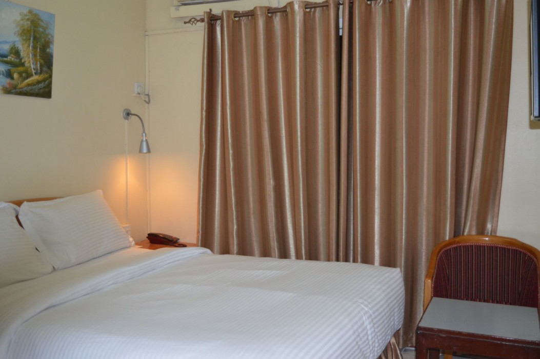 Zagy Hotel 53/84