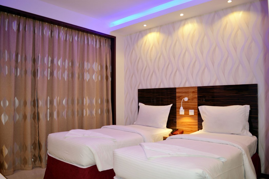 Zagy Hotel 63/84