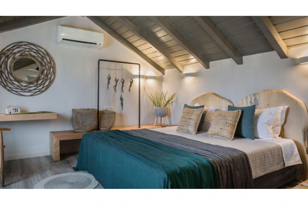 Avithos Resort 7/92