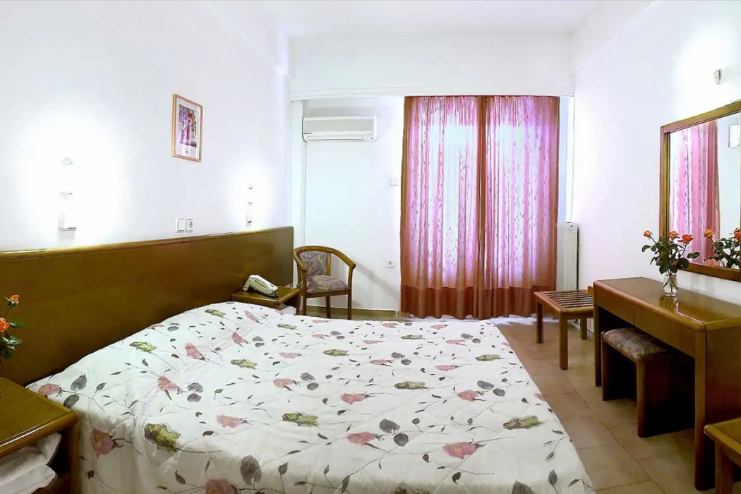 Irinna Hotel 8/31