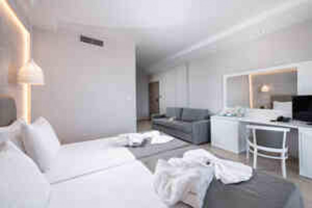 Alexandros Palace Hotel and Suites 17/83