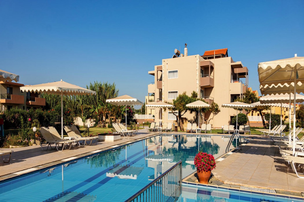 Matzi Hotel Apartments in Platanias