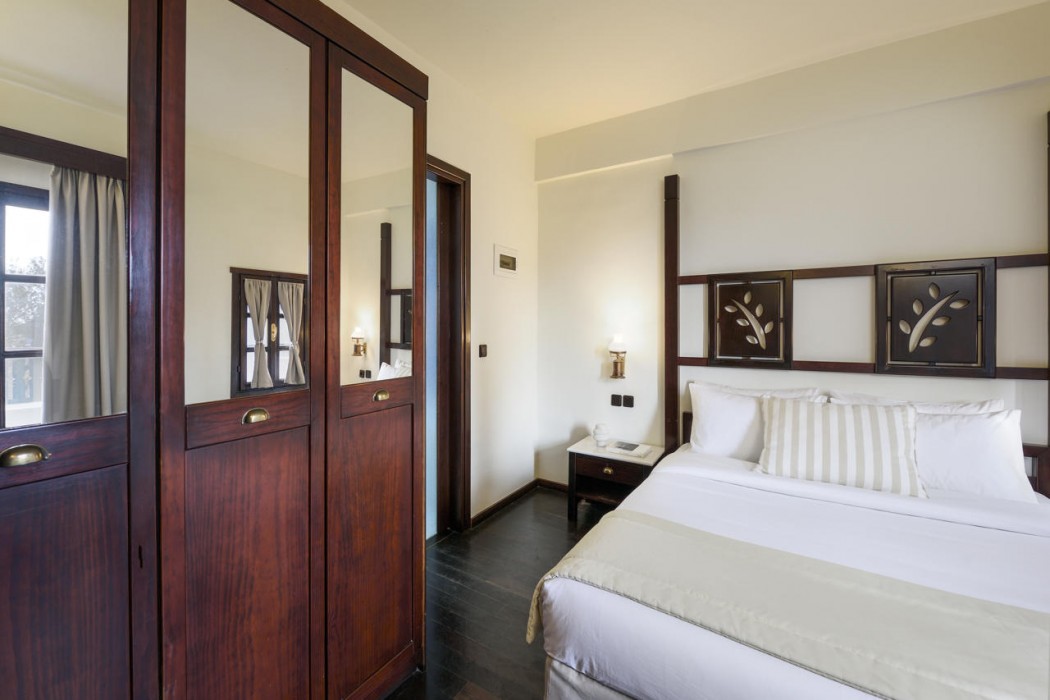 Simantro Resort 24/88