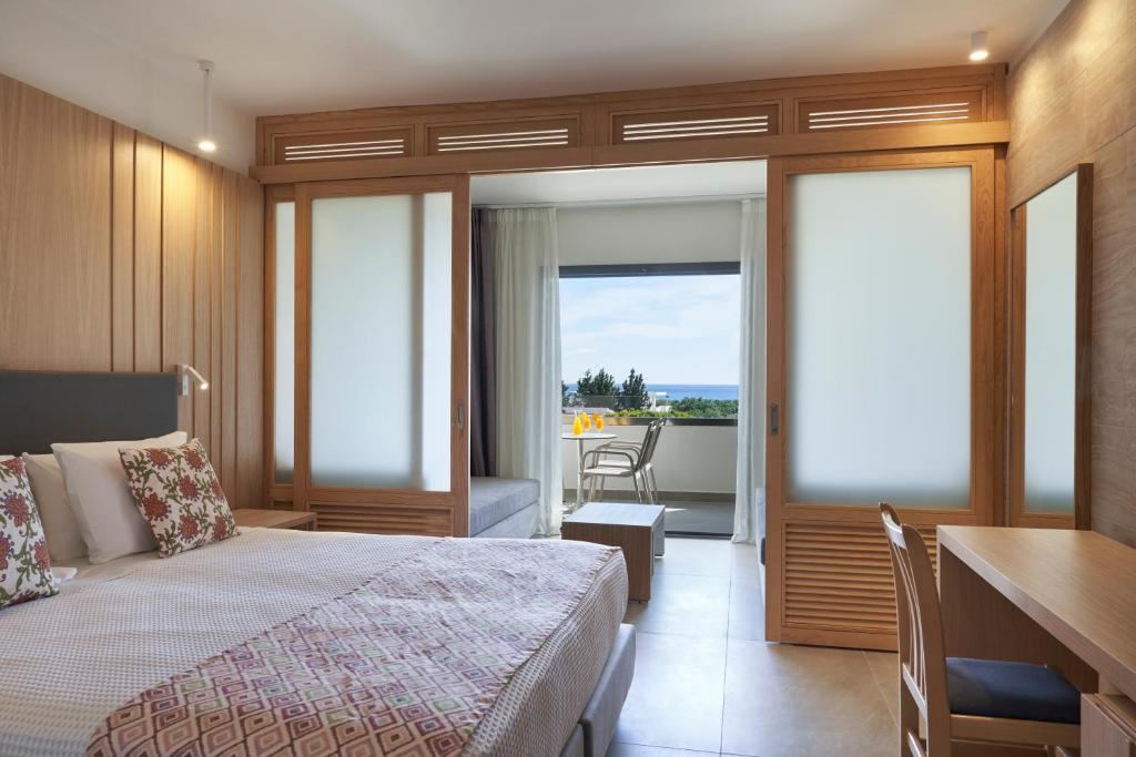 Atlantica Mikri Poli Rhodes 26/65