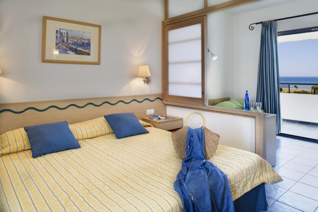 Atlantica Mikri Poli Rhodes 28/65