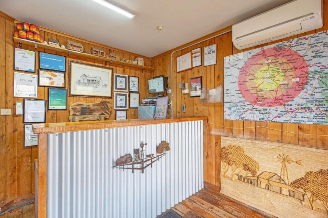 Shearing Shed 1/13