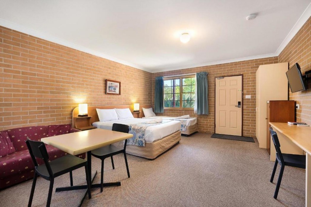 SureStay by Best Western New Inn Richmond 8/18