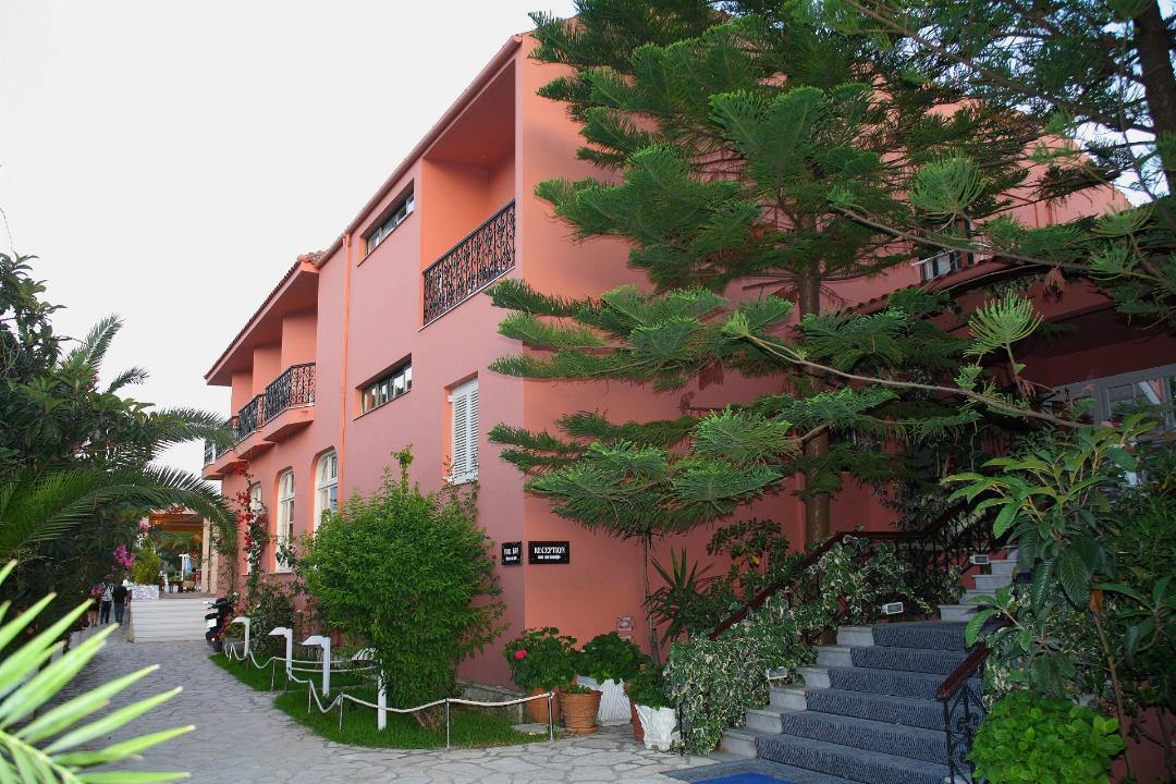 Athos Hotel 7/31