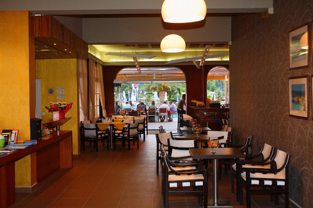 Athos Hotel 12/31