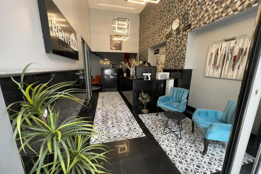 Rent Inn Suites Hotel 8/60