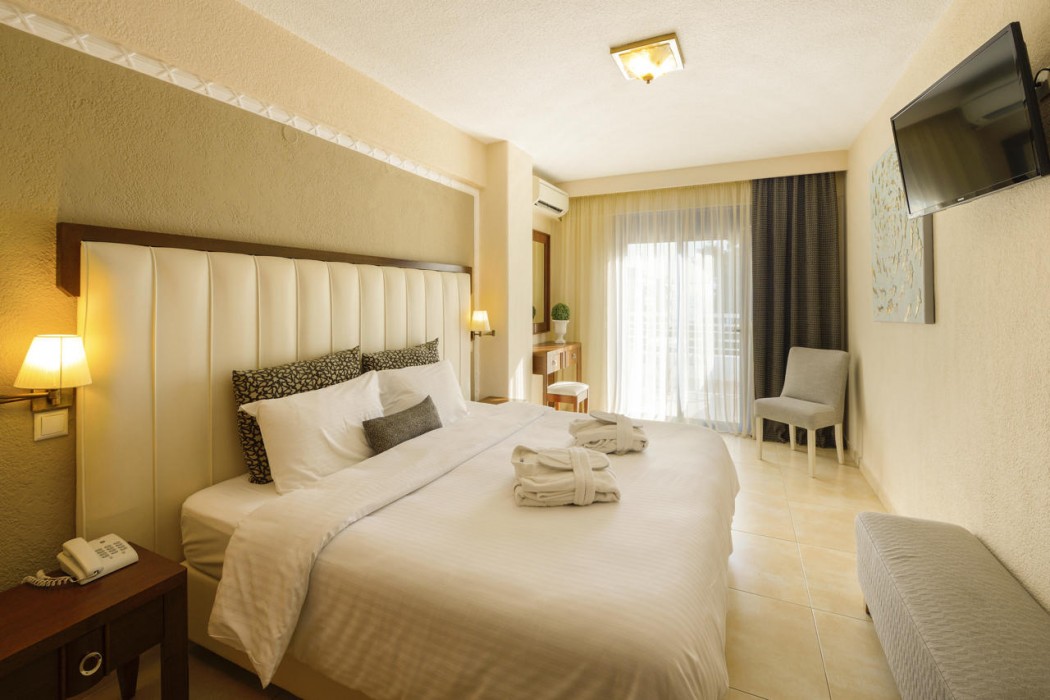 Secret Paradise Hotel and Spa 37/75