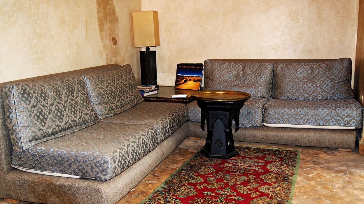 Riad Si Khalifa 47/84