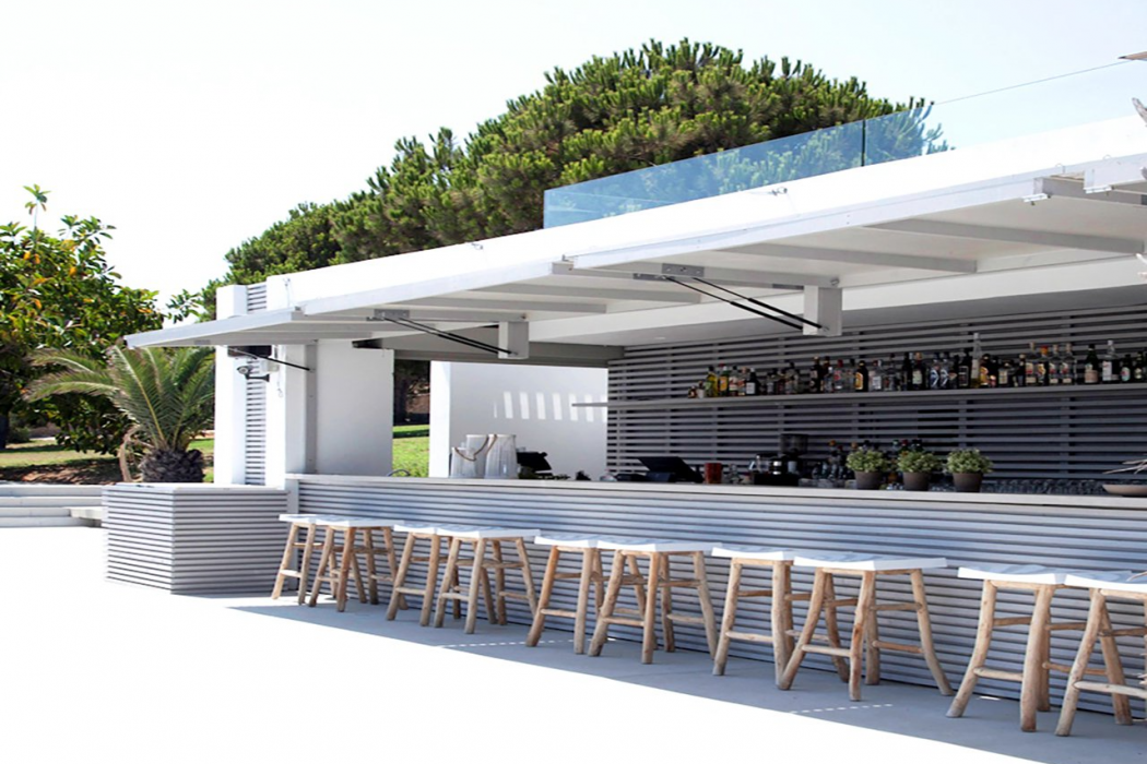 The Bay Hotel and Suites 25/60