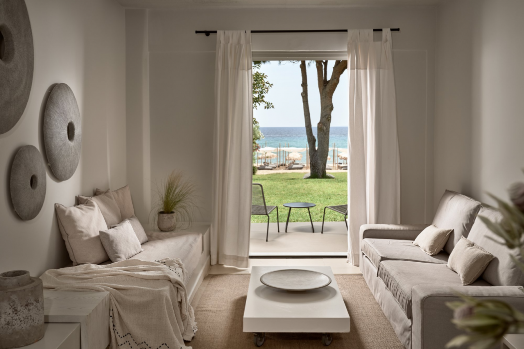 The Bay Hotel and Suites 13/60