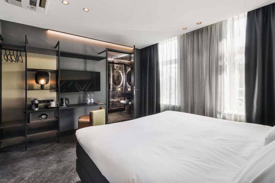 Le Marin Hotel Rotterdam City - Handwritten Collection 6/25