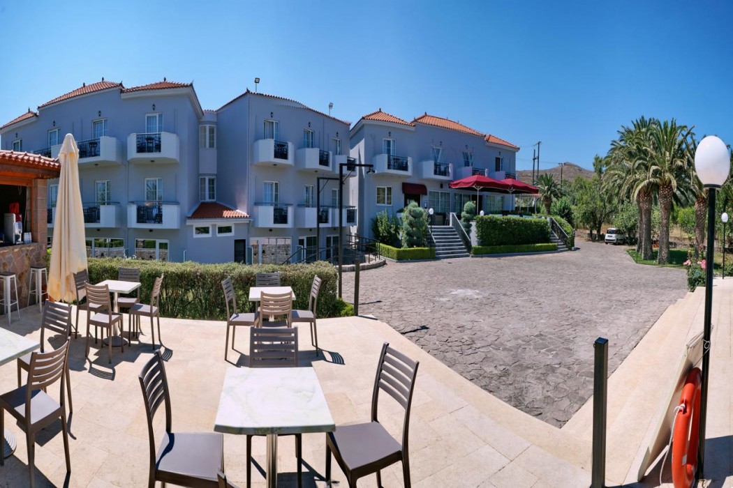 Bella Vista Hotel 43/78