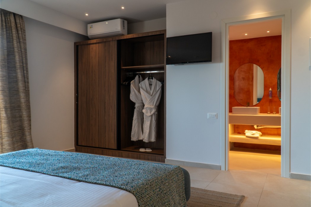 Hotel Delfinia 23/87