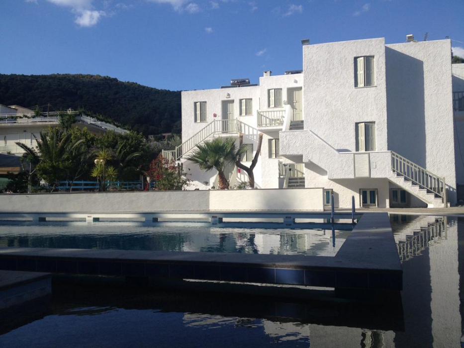 Cascade Holiday Resort 3/51