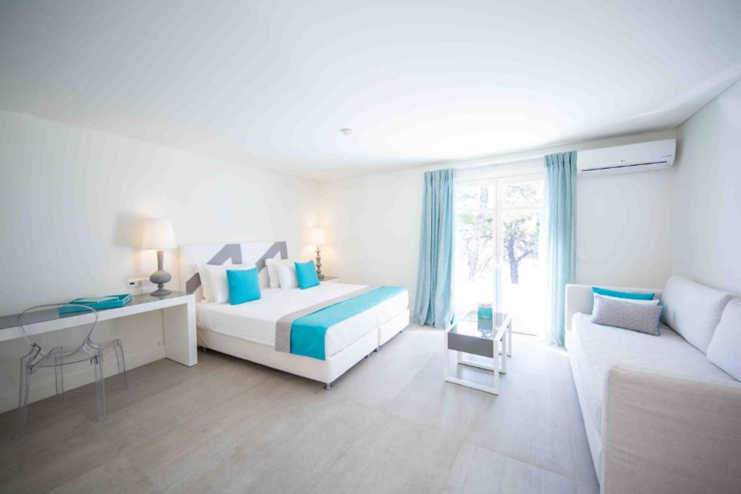 Marpunta Resort 11/65