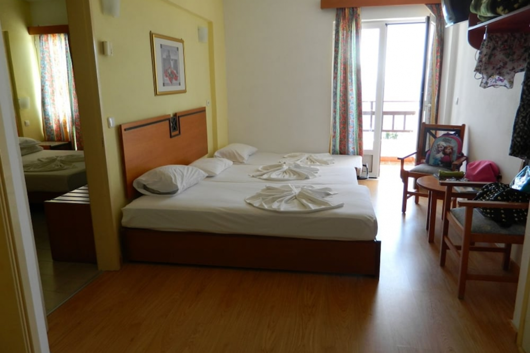 Glicorisa Beach Hotel 11/64