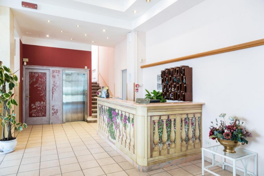 Hotel Ambasciatori 8/62