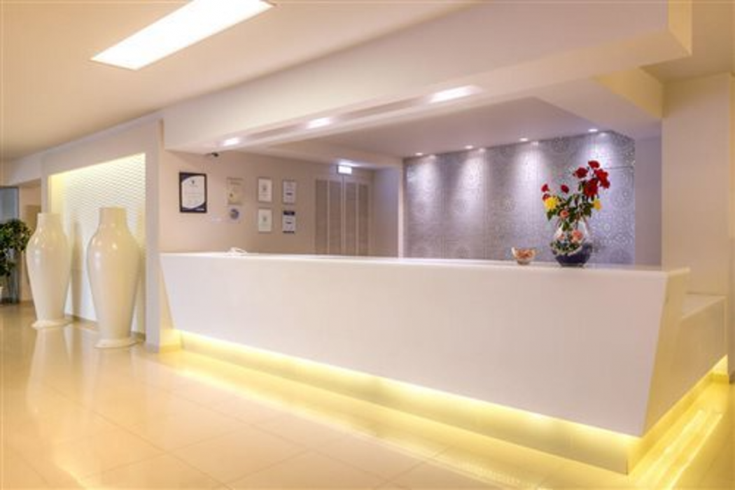 Aeolos Beach Hotel 6/57